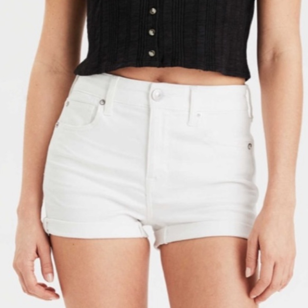 American Eagle hi Rise Shortie white shorts